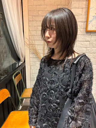 ミディアム 宇留間 涼香のヘアスタイル