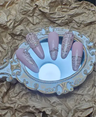 ネイル Bél Nail salonのネイルデザイン
