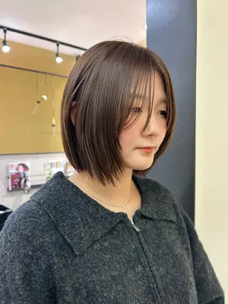 ショート カラー hubhair レイヤー/透明感のヘアスタイル