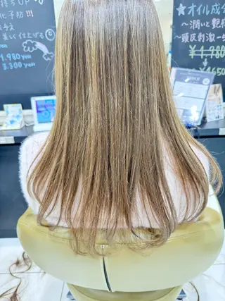 ロング カラー Yoshitsugi Fukaのヘアスタイル