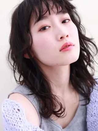 セミロング やまだ まいのヘアスタイル