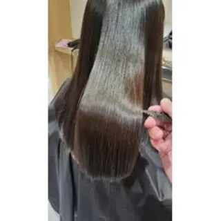 ロング 森田 めぐみのヘアスタイル