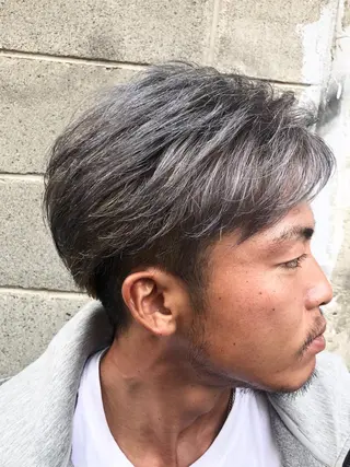 ショート カラー メンズ 最高級エクステ /羽エクステ白石宇由のヘアスタイル