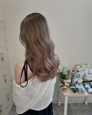 ロング カラー ツチイ リョウタのヘアスタイル