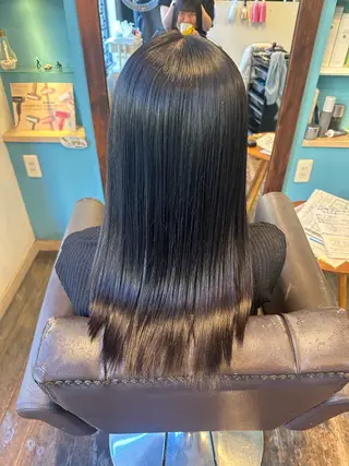 ロング 安達 望のヘアスタイル