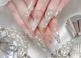 ネイル D-BEAUTY Nailsalonのネイルデザイン