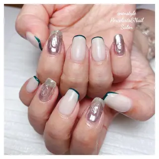 ミディアム ネイル 🐾enen style 🐾のネイルデザイン