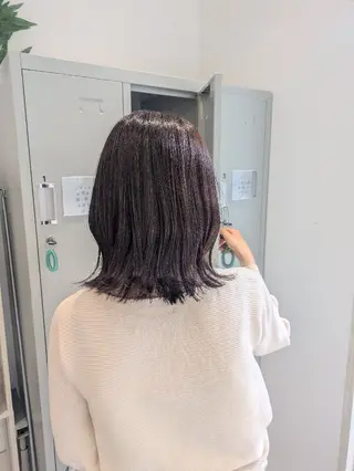 ミディアム 森下 栞奈のヘアスタイル