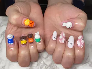 ミディアム ネイル Beauty Salon Lunaのエステ・リラクイメージ