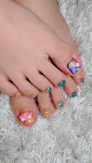 ネイル shino🌟 痛ネイルのネイルデザイン
