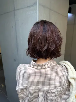 ショート パーマ ✨透明感カラー✨ 🦖佐々木未来🦕のヘアスタイル