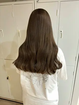 ロング 透明感/エクステ Veluaのヘアスタイル