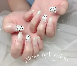 ネイル ゆり🌷 gloss nailのネイルデザイン