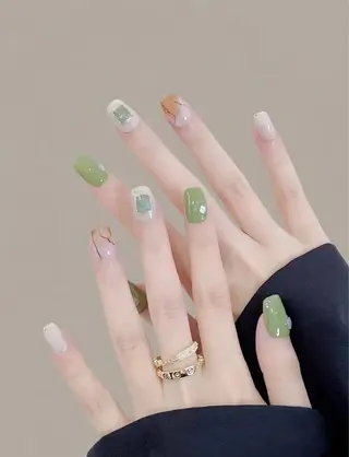 ネイル エ イのネイルデザイン