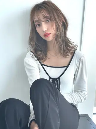 セミロング YOKOI SHINJIのヘアスタイル