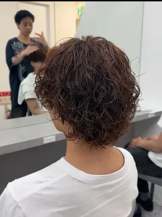ショート カラー パーマ メンズ特化/ツイスパ /波巻き/松本真生のヘアスタイル