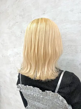 ミディアム カラー 櫻井 愛弓のヘアスタイル