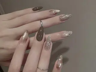 ネイル Luna ✨のネイルデザイン