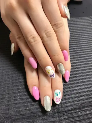 ネイル モチの良さ◉ フィルインネイル♡のネイルデザイン