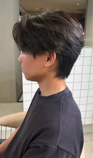 ショート パーマ メンズ 鈴木 颯真ウィリアムのヘアスタイル