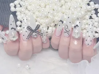 ネイル 🎀Seina 🧚🏻♀️のネイルデザイン