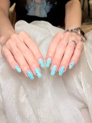 ネイル ユリ🎀長さだし/ パラジェル/持ち込みのネイルデザイン