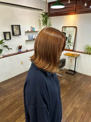 カラー 橋本 愛唯のヘアスタイル