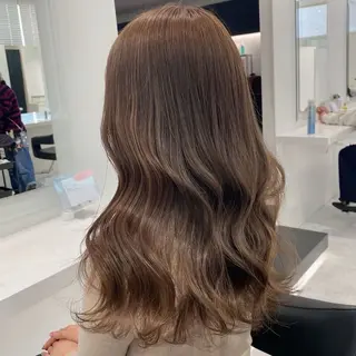 ロング カラー ヘアアレンジ 🫧モテる💗ダメー ジレスハイトーン🫧のヘアスタイル