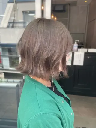 ミディアム カラー ヘアアレンジ 🎀ハイトーン・艶 カラー HANA🎀のヘアスタイル