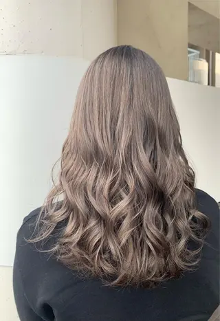 セミロング カラー Emma ecole /栄/RIOのヘアスタイル
