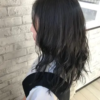 ミディアム カラー Oopsレイヤー 加藤澄都のヘアスタイル