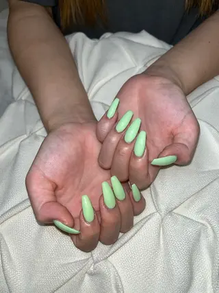 ネイル nail.salon .Reversalのネイルデザイン
