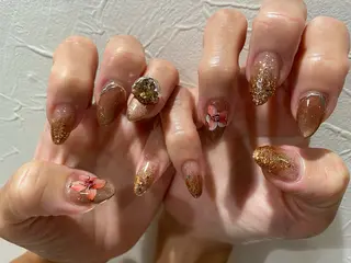 ネイル 佐藤 悠子のネイルデザイン