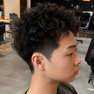 パーマ メンズ 男の理想を叶える🔥 メンズパーマ特化｜関のヘアスタイル