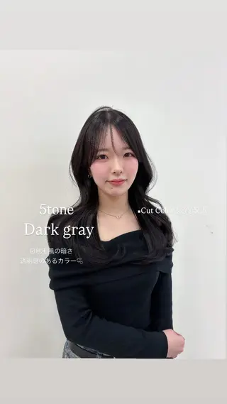 ロング カラー 抜け感レイヤー︴ ニュアンスカラーのヘアスタイル
