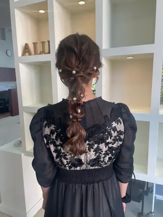 ロング ヘアアレンジ マキノ キョウカのヘアスタイル