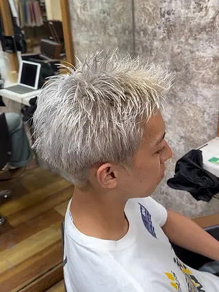 ショート ウエチ シオミ 金沢文庫のヘアスタイル