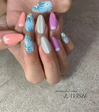 ネイル LAVISH 大和店 🤱子連れ大歓迎のネイルデザイン