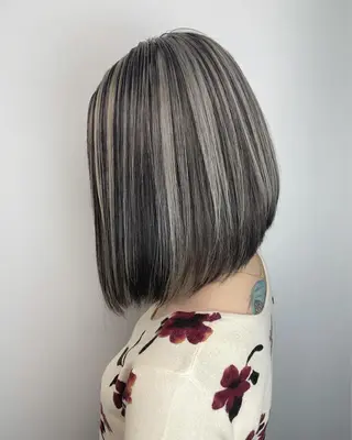 ショート カラー 【KIRA 代表】 TATSUYAのヘアスタイル