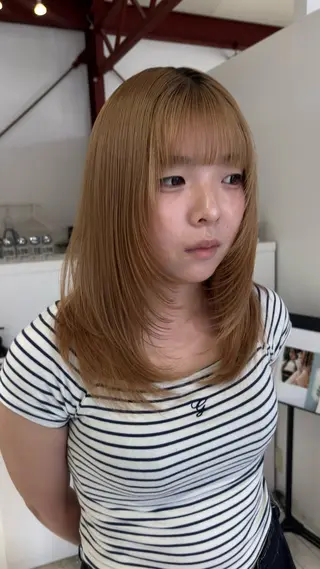 ロング 高野 優菜のヘアスタイル