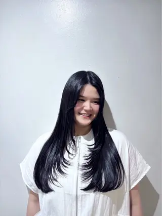 ロング しらき あおいのヘアスタイル