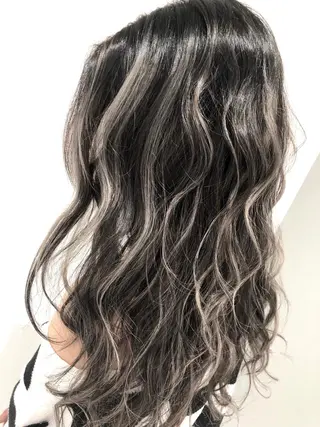ロング カラー 海外風レイヤーカット 👑店長 平松 由のヘアスタイル
