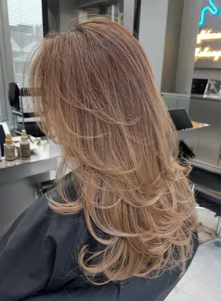 ロング Kotomi 🇺🇸💋のヘアスタイル