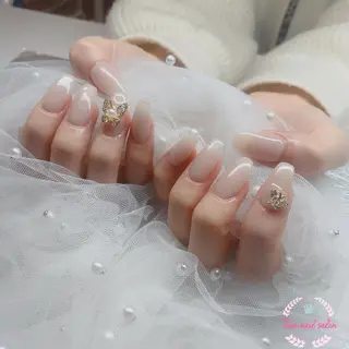 ネイル Tinaネイル 難波のネイルデザイン