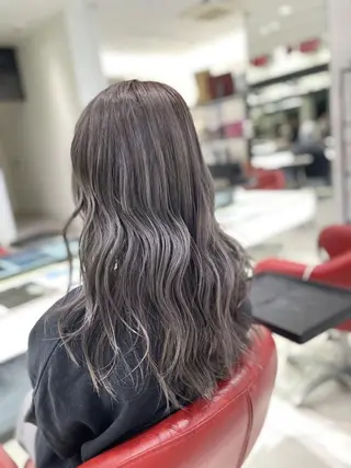 セミロング カラー 桂嵩太|白髪ぼかし ・艶髪矯正のヘアスタイル