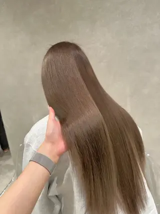 ロング カラー 愛 理のヘアスタイル