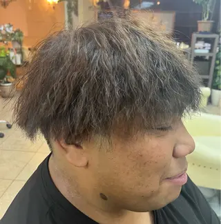 ショート パーマ メンズ 熊谷 拓海のヘアスタイル