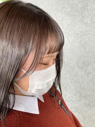 ミディアム 秋元 菜摘のヘアスタイル