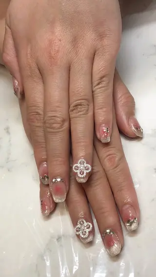 ネイル ✨アン ミユ✨のネイルデザイン