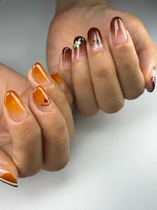 ネイル MIKA 🍊のネイルデザイン